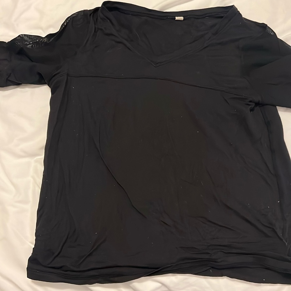 Unique Lululemon shirt